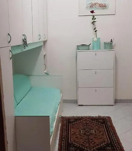 Beautiful In Winter Palace With Super Terrace And Wonderful View *